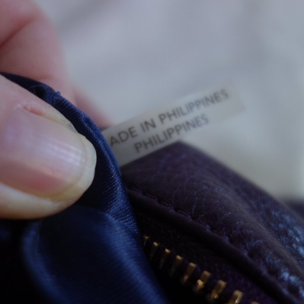 COACH purple pebble leather zip pouch wristlet 10" x 5" satin lining travel case - Picture 9 of 9